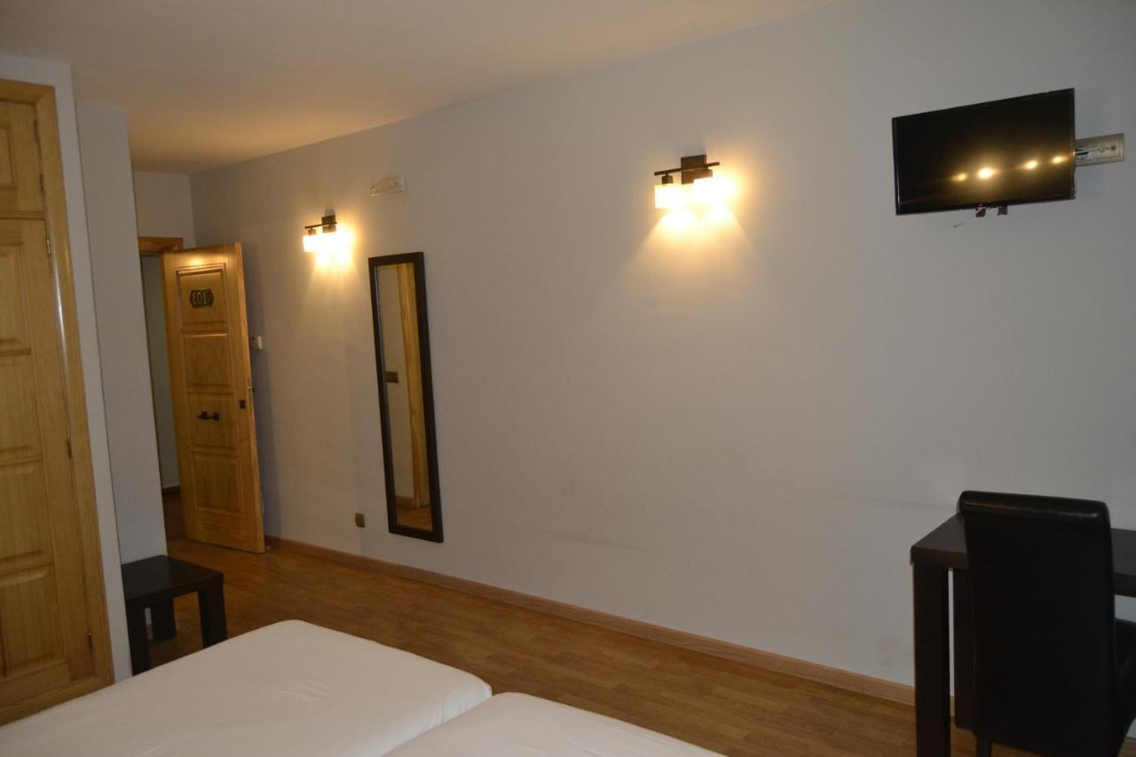 Hotel El Tratado Tordesillas Esterno foto