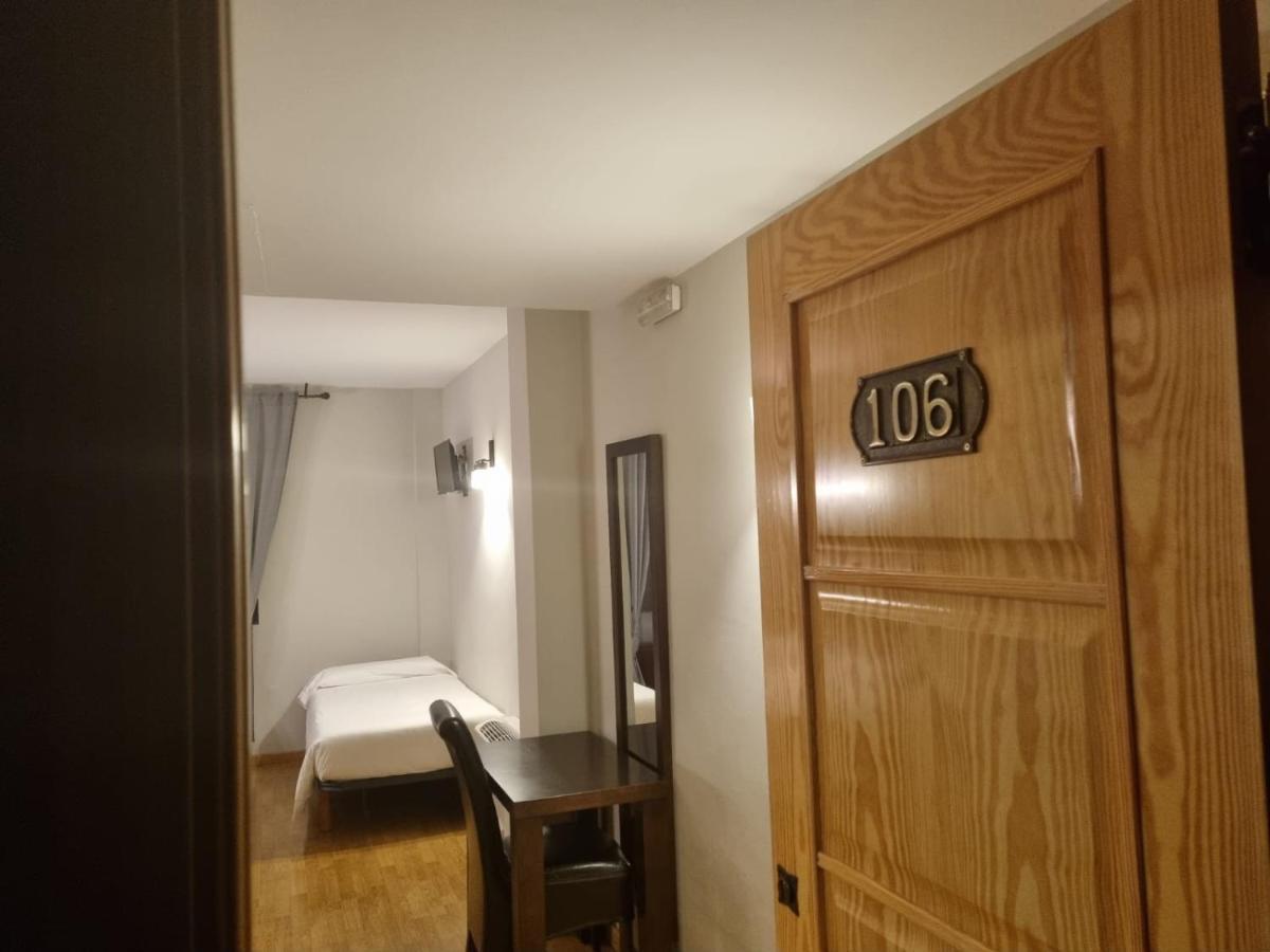 Hotel El Tratado Tordesillas Esterno foto
