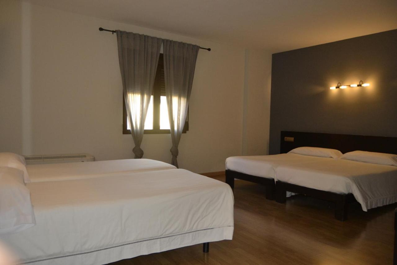 Hotel El Tratado Tordesillas Esterno foto